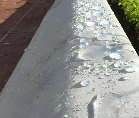 大丰镇硅烷浸渍涂料在混凝土保护中的应用